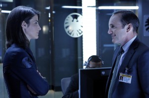 COLBIE SMULDERS, CLARK GREGG